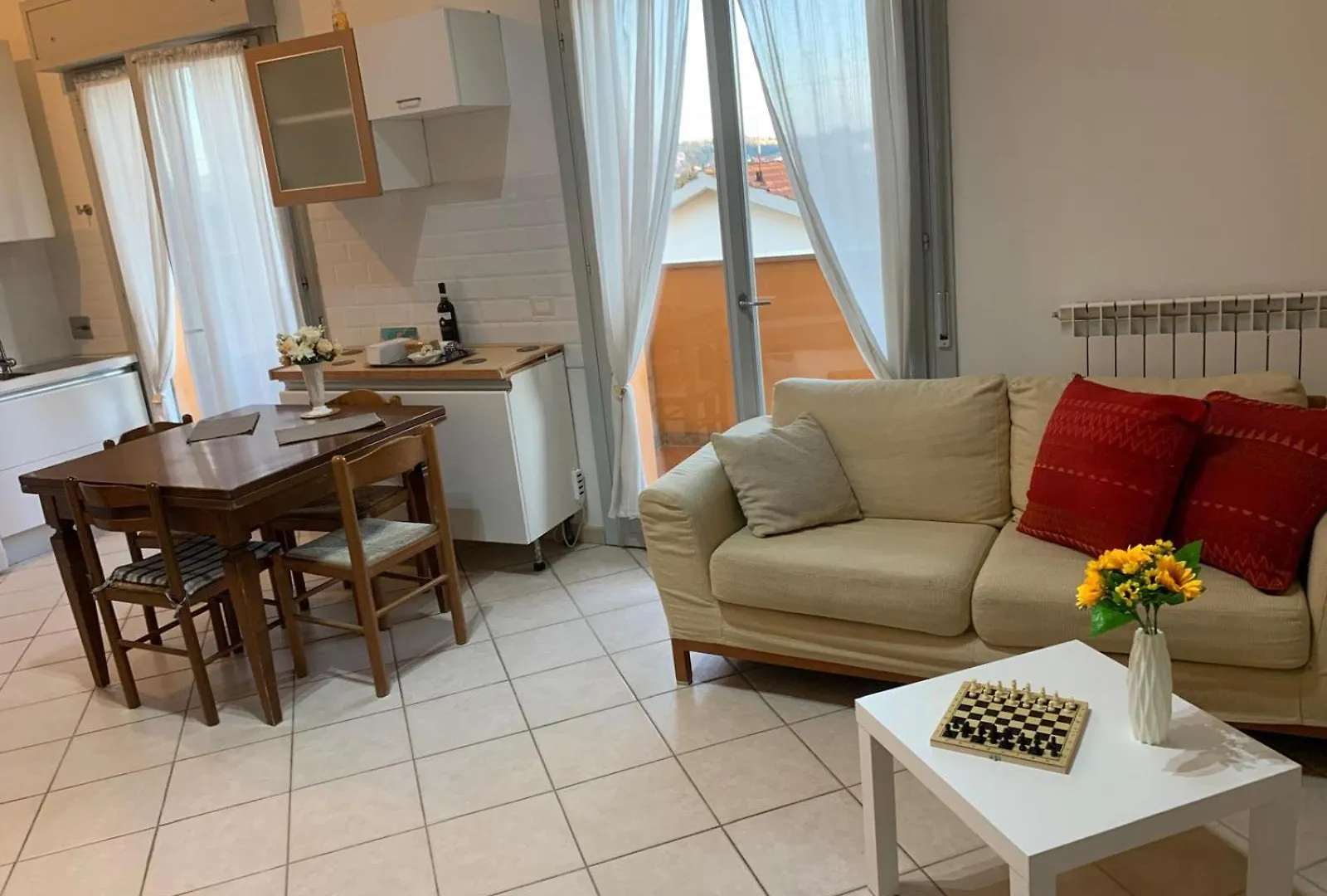 Ricky'S Apartment Certaldo 0*,